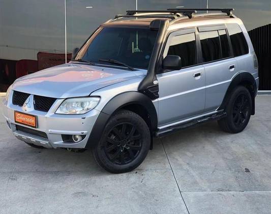 MITSUBISHI PAJERO TR4 2.0 4X2 16V 140CV FLEX 4P AUTOMÁTICO